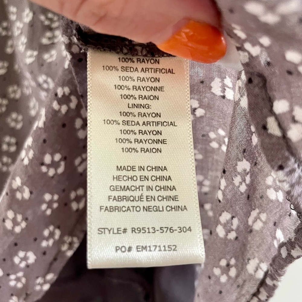 Cloth & Stone Blouse from Anthropologie - Picture 6 of 7